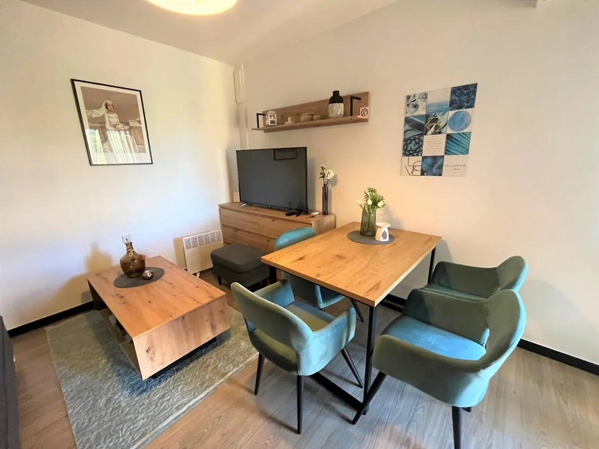 Apartment Summer Escape Rovinj With Free Street Parking 0*,